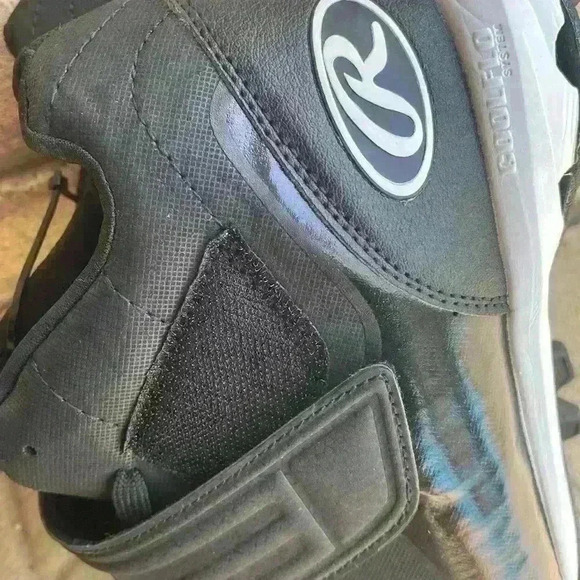 Rawlings Coolflo System Men’s 10.5D Black Baseball/Softball Cleats NEW - Picture 9 of 12